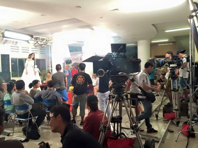 Ngọc Trinh chuẩn bị lên xe hoa? - Ảnh 3