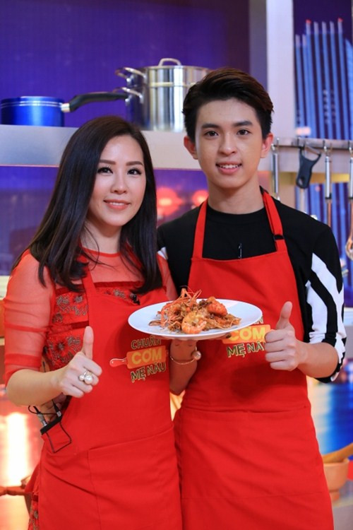 Ca sĩ “nhà trăm tỷ” Trang Nhung khoe tài nấu bếp trên truyền hình ảnh 9 Ca sĩ “nhà trăm tỷ” Trang Nhung khoe tài nấu bếp trên truyền hình ảnh 9