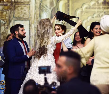 Nguoi dep 23 tuoi dang quang Hoa hau Iraq 2017 trong nuoc mat - Anh 3