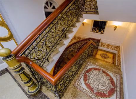 Choang ngop voi dinh thu dat vang trieu do cua 3 my nhan doc than giau co - Anh 9