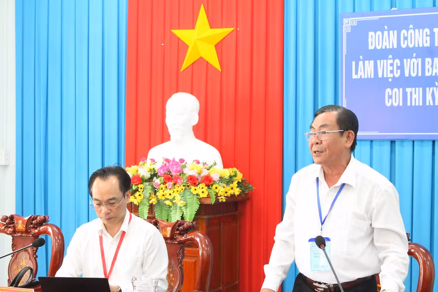 Ông Lê Thanh Bình, Phó Chủ tịch UBND tỉnh, Trưởng Ban chỉ đạo Kỳ thi tốt nghiệp THPT năm 2023 tỉnh Trà Vinh phát biểu tại buổi làm việc. Ông Lê Thanh Bình, Phó Chủ tịch UBND tỉnh, Trưởng Ban chỉ đạo Kỳ thi tốt nghiệp THPT năm 2023 tỉnh Trà Vinh phát biểu tại buổi làm việc.