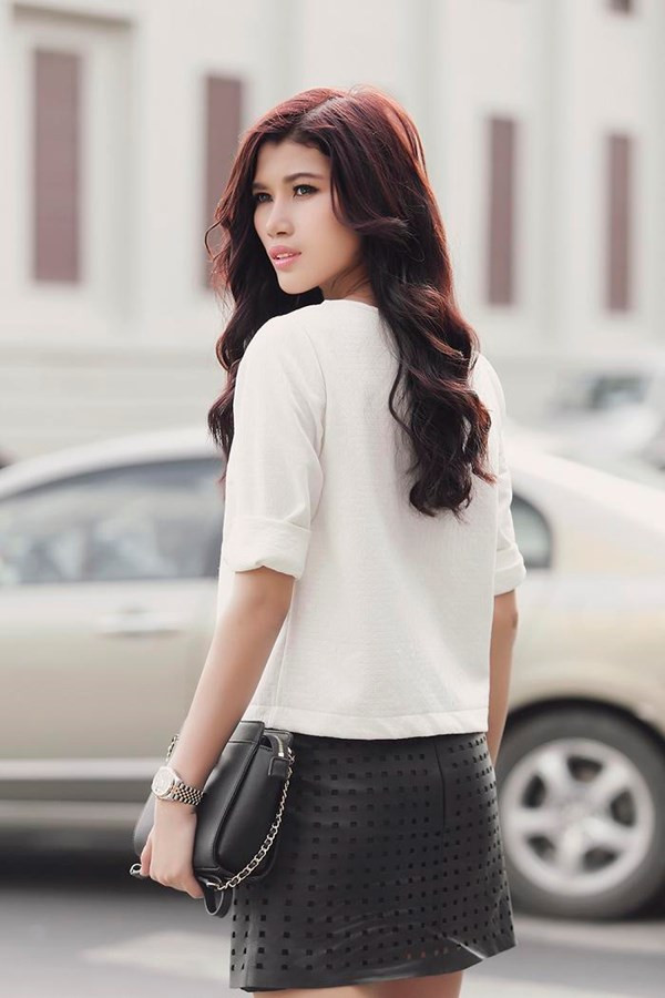 Trang Lạ xinh đẹp hút hồn trên đường phố Sài Gòn ảnh 5 Trang Lạ xinh đẹp hút hồn trên đường phố Sài Gòn ảnh 5