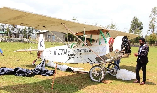 Asmelash Zeferu quyết tâm chế tạo máy bay và trở thành phi công trong tương lai. Ảnh: Ethiopian Airport Enterprise