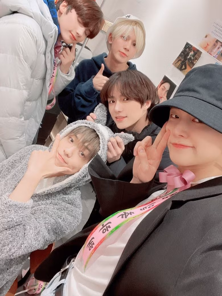 10 nhóm nhạc K-Pop nổi tiếng nhất thế giới trên Twitter năm 2020 ảnh 3