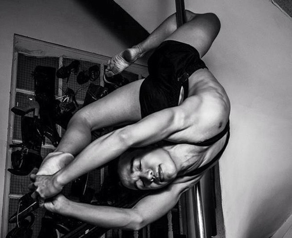 5 bạn trẻ làm nghề tay trái vẫn hái ra tiền