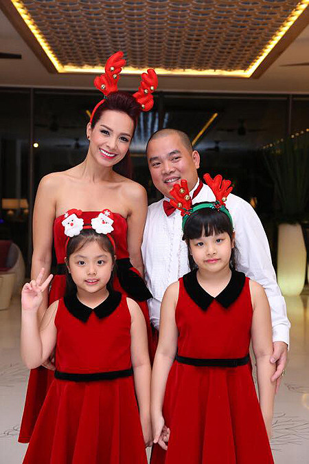 Những hình ảnh ngọt ngào của gia đình người mẫu Thúy Hạnh ảnh 4 Tổ ấm hạnh phúc của Thúy Hạnh. Cựu người mẫu của sàn catwalk Việt Nam nói cô rất mãn nguyện và tự hào với gia đình nhỏ của mình.