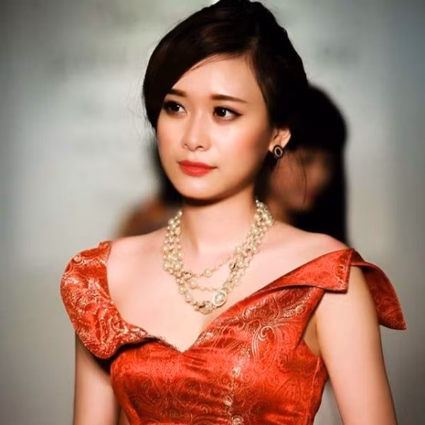 5 bạn trẻ làm nghề tay trái vẫn hái ra tiền