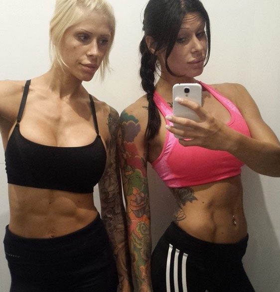 Những ca phẫu thuật thẩm mỹ gây sốc nă​m 2014 ảnh 12