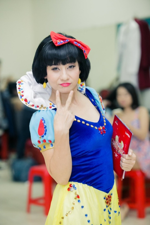 Điểm danh những MC bị gắn mác ‘thảm họa’ năm 2014 ảnh 14