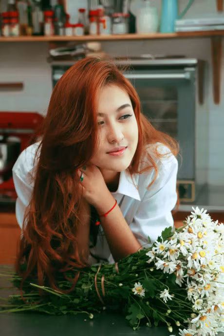 Top 6 truong DH tap trung nhieu my nhan nhat Viet Nam - Anh 9