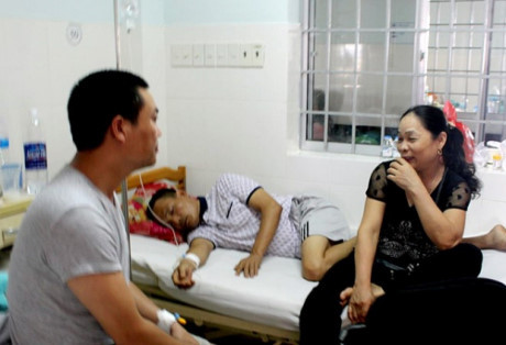 Sau liên hoan cuộc thi sắc đẹp, 60 người trong công ty ngộ độc - Ảnh 1 Sau lien hoan cuoc thi sac dep, 60 nguoi trong cong ty ngo doc - Anh 1