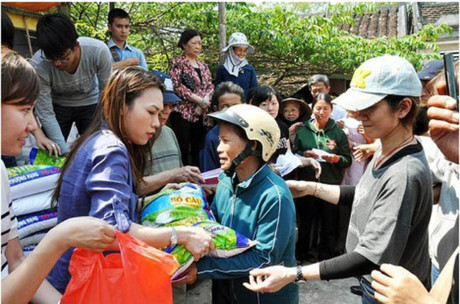 Hồ Ngọc Hà - Mỹ Tâm: Ai Ho Ngoc Ha - My Tam: Ai
