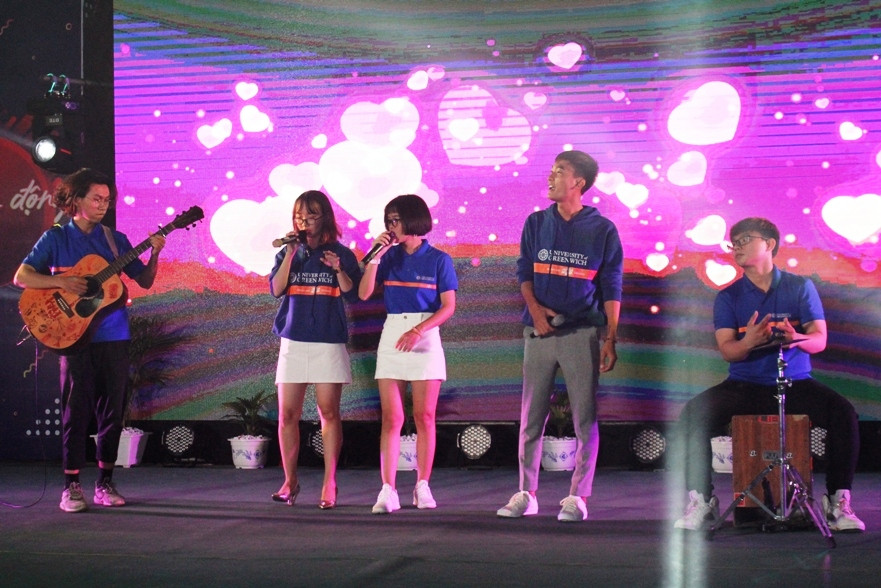 SV Trường ĐH Greenwich (Việt Nam) giao lưu tại chương trình.