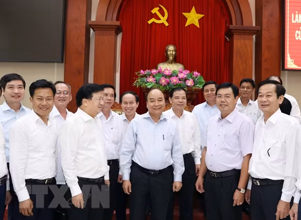 Thủ tướng Nguyễn Xuân Phúc và các đại biểu. (Ảnh: Thống Nhất/TTXVN)