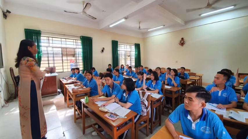 HS Trường THPT Nguyễn Việt Hồng (TP Cần Thơ) tập trung học, ôn tập chuẩn bị Kỳ thi tốt nghiệp THPT. Ảnh: Q. Ngữ