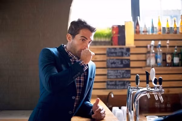 Nếu bị nấc cụt kéo dài có thể bạn đã mắc các bệnh nguy hiểm ảnh 1