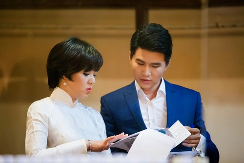 MC Diễm Quỳnh trẻ đẹp hơn nhiều so với tuổi 43