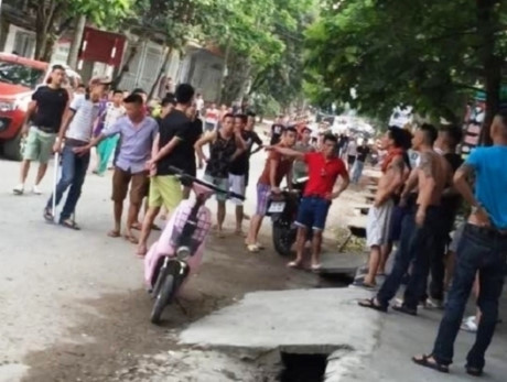 Vụ truy sát kinh hoàng ở Phú Thọ: Tất cả các đối tượng đều lĩnh án tù - Ảnh 2 Vu truy sat kinh hoang o Phu Tho: Tat ca cac doi tuong deu linh an tu - Anh 2
