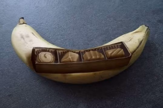 Ngỡ ngàng những tác phẩm sáng tạo từ vỏ chuối ảnh 9