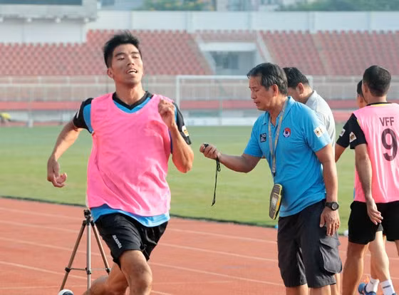 Công tác kiểm tra thể lực đối với các trọng tài.