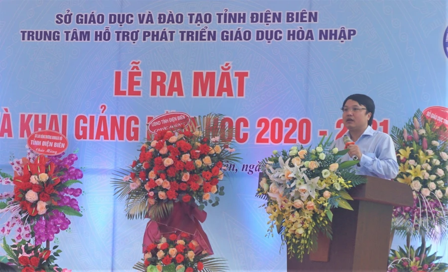 Tiến sĩ Tạ Ngọc Trí, Phó Vụ trưởng Vụ Tiểu học, Bộ Giáo dục và Đào tạo phát biểu tại Lễ ra mắt