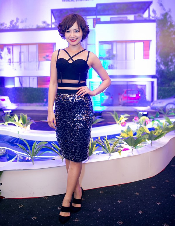 Hoài Linh quỳ gối cầu hôn nghệ sỹ Hồng Vân ảnh 9