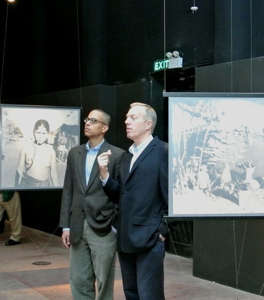 Đại sứ Mỹ và bạn đời.