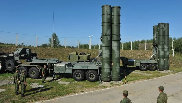 Hệ thống tên lửa S-400 của Nga. (Nguồn: http://www.trunews.com)