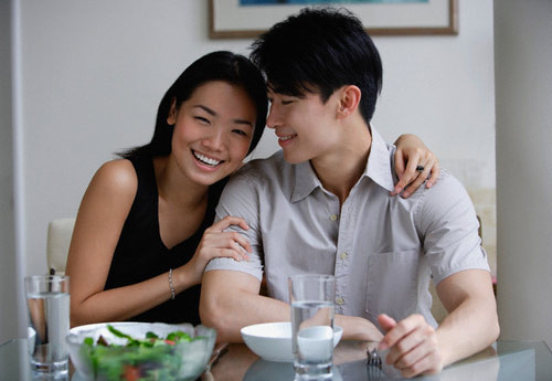 Chồng em, em thương, chồng người sang giàu cũng mặc