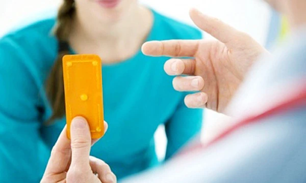 Thuốc tránh thai hàng ngày và tránh thai khẩn cấp: nên chọn loại nào?