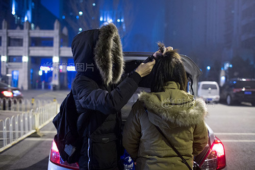 Theo chân một dịch vụ thám tử theo dõi chồng ngoại tình ảnh 7 theo chan mot dich vu tham tu theo doi chong ngoai tinh - 7