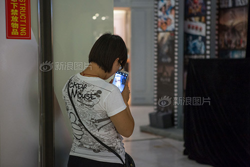 Theo chân một dịch vụ thám tử theo dõi chồng ngoại tình ảnh 10 theo chan mot dich vu tham tu theo doi chong ngoai tinh - 10