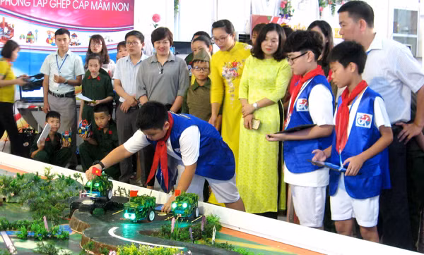 Hiệu quả bất ngờ của công nghệ thực tế ảo tăng cường trong nhà trường