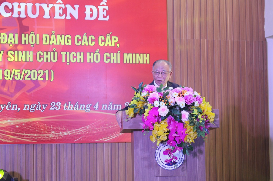 GS.TS Hoàng Chí Bảo kể chuyện Bác Hồ tại Trường Đại học Y – Dược (ĐH Thái Nguyên)