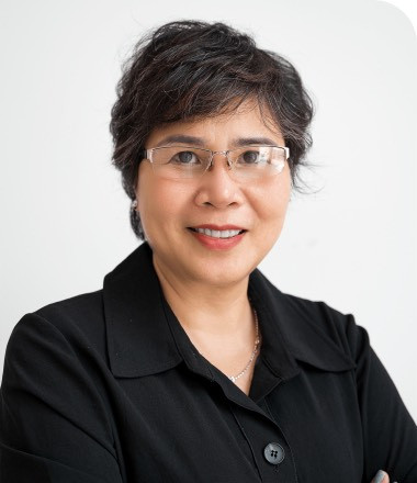 Cô Bùi Thị Minh Nga.