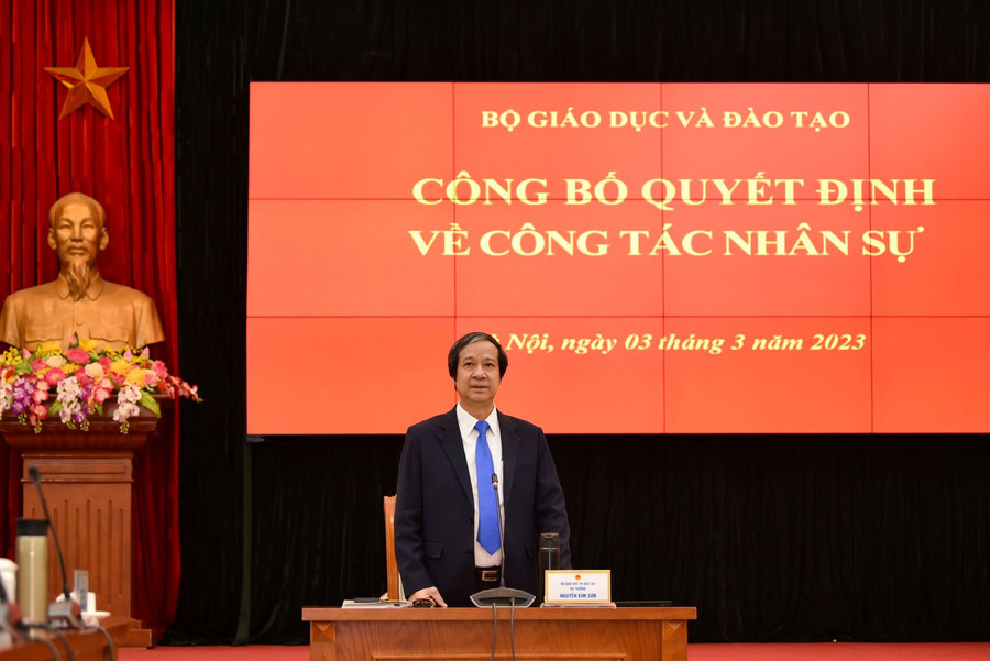 Bộ trưởng Nguyễn Kim Sơn phát biểu.