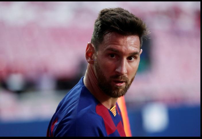 Để có được Messi, Man City đồng ý chi 89,5 triệu bảng kèm thêm tiền đạo người Brazil Gabriel Jesus, tiền vệ Bồ Đào Nha Bernardo Silva và trung vệ người Tây Ban Nha Eric Garcia.