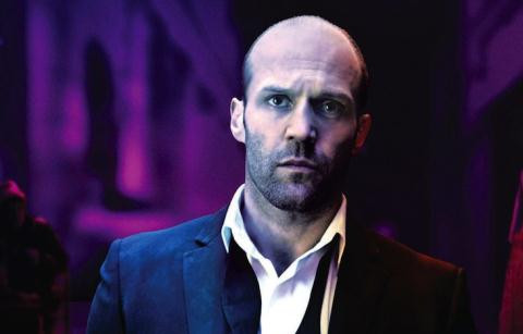 Jason từng là một kẻ buôn bán hàng giả. Jason từng là một kẻ buôn bán hàng giả.