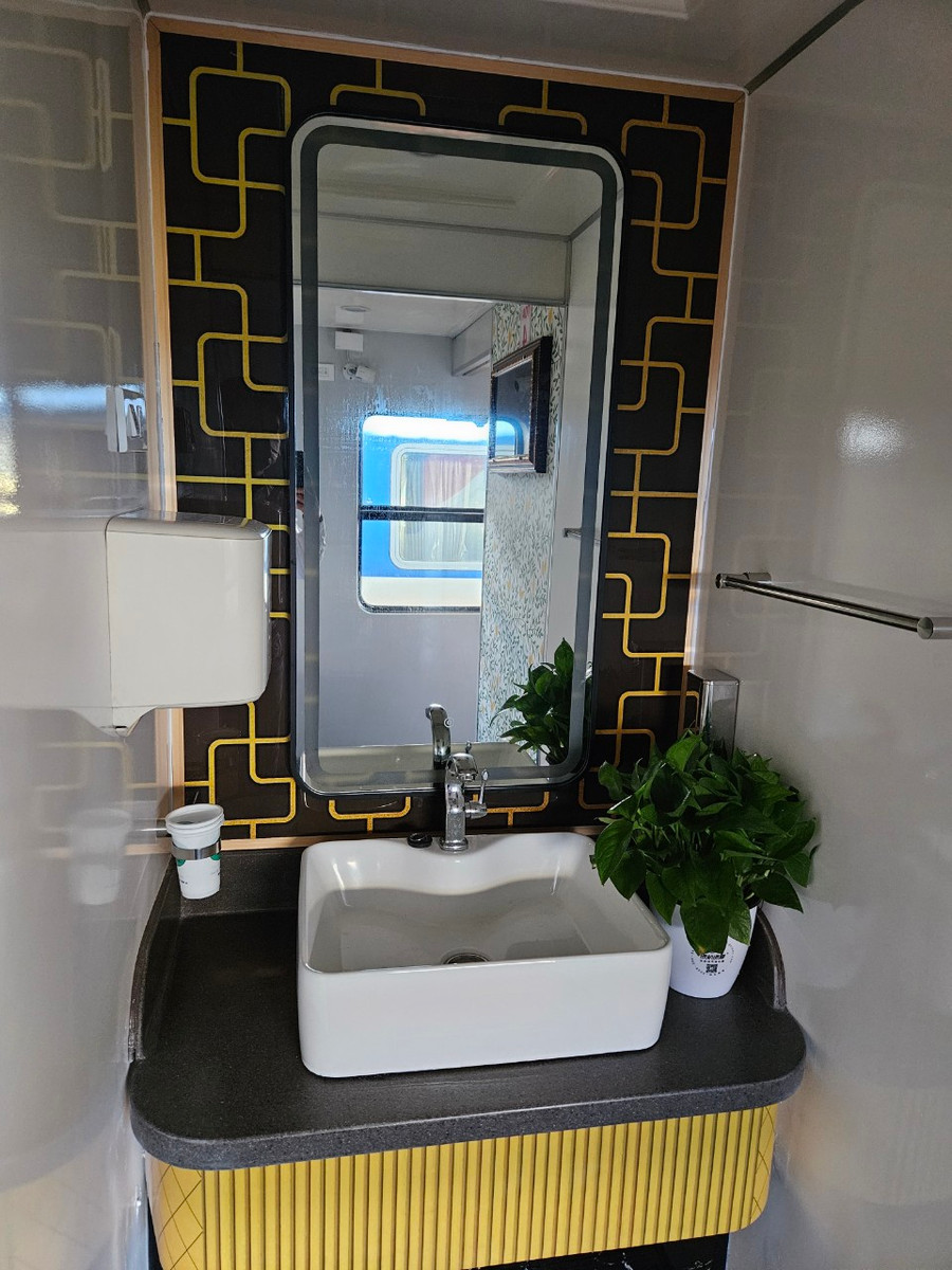 Đoàn tàu đầu tiên lắp wifi miễn phí phục vụ hành khách ảnh 3