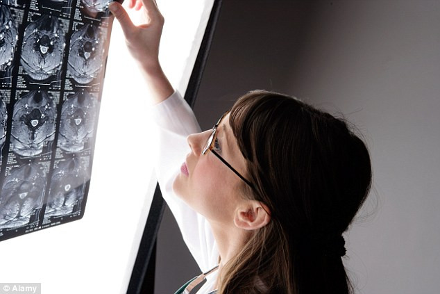 Tác dụng bất ngờ của việc đọc truyện cho trẻ nghe - Ảnh 2