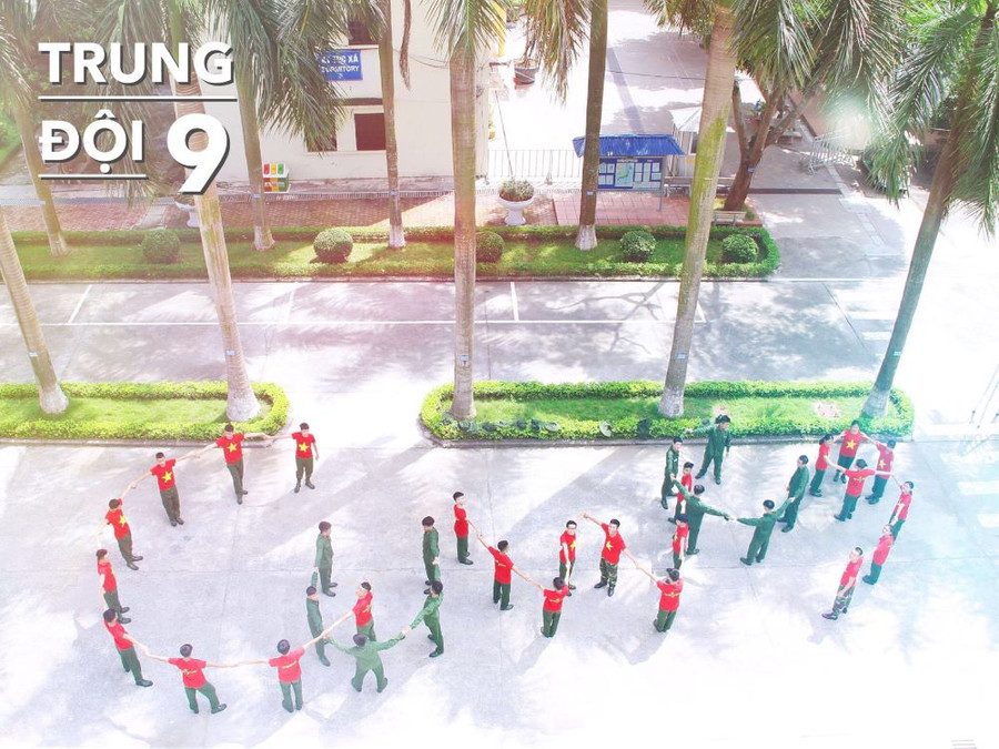 Học sinh thay đổi rõ rệt sau 10 ngày tham gia học kỳ quân đội, thể hiện rõ nhất là cách chào hỏi lịch sự, nền nếp sinh hoạt khoa học.