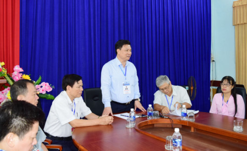 Thứ trưởng Bộ GD&ĐT Nguyễn Hữu Độ làm việc với Sở GD&ĐT tỉnh Ninh Thuận. Thứ trưởng Bộ GD&ĐT Nguyễn Hữu Độ làm việc với Sở GD&ĐT tỉnh Ninh Thuận.