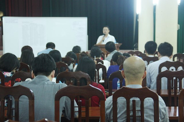 Họp Hội đồng coi thi tại điểm thi Trường THPT Việt Đức (Hà Nội)