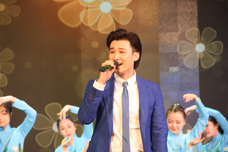 Chí Thiện là ca sĩ, diễn viên được đông đảo bạn trẻ mến mộ trong thời gian qua