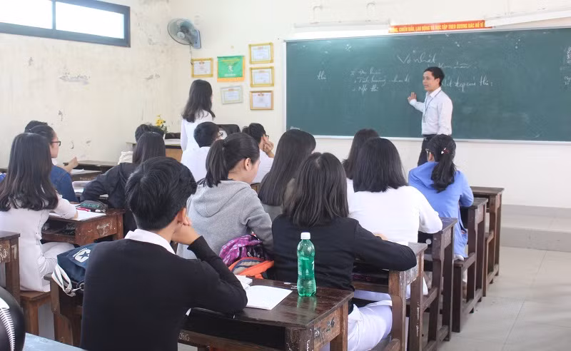 Tiết dạy văn của thầy Nguyễn Đình Hòa, Tổ trưởng Tổ Ngữ văn, Trường THPT Trần Phú (quận Hải Châu, TP Đà Nẵng).