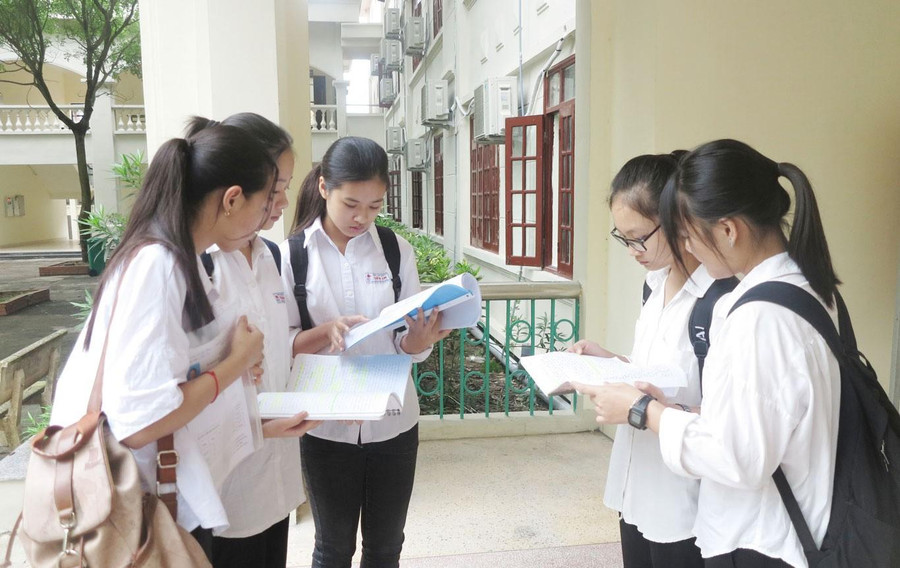 Học sinh Trường THPT Hàn Thuyên (Bắc Ninh). Ảnh: INT Học sinh Trường THPT Hàn Thuyên (Bắc Ninh). Ảnh: INT