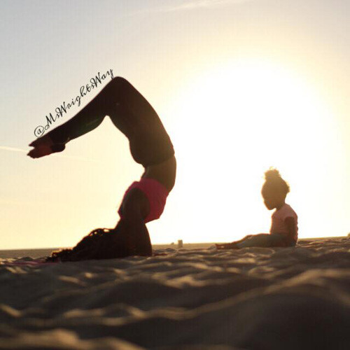 Mẹ mạo hiểm múa cột cả khi mang bầu - 3