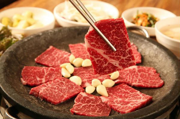 Thiếu nữ mọc 36 khối u xơ tử cung vì ăn thịt: 7 thực phẩm phụ nữ phải tránh ảnh 3 Thiếu nữ mọc 36 khối u xơ tử cung vì ăn thịt: 7 thực phẩm phụ nữ phải tránh ảnh 3