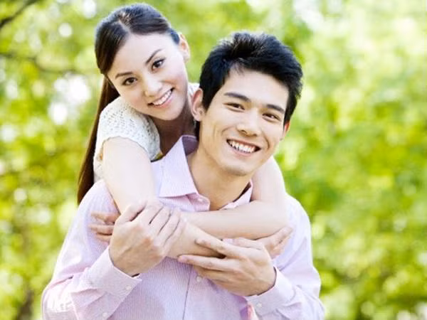 Thế nhưng, trong sâu tâm khảm họ luôn quan tâm, lo lắng và sợ hãi những điều không hay xảy đến với người mình yêu - Ảnh minh họa: Internet