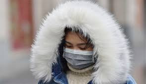 Gợi ý cách chăm sóc da khi đeo khẩu trang cả ngày Gợi ý cách chăm sóc da khi đeo khẩu trang cả ngày